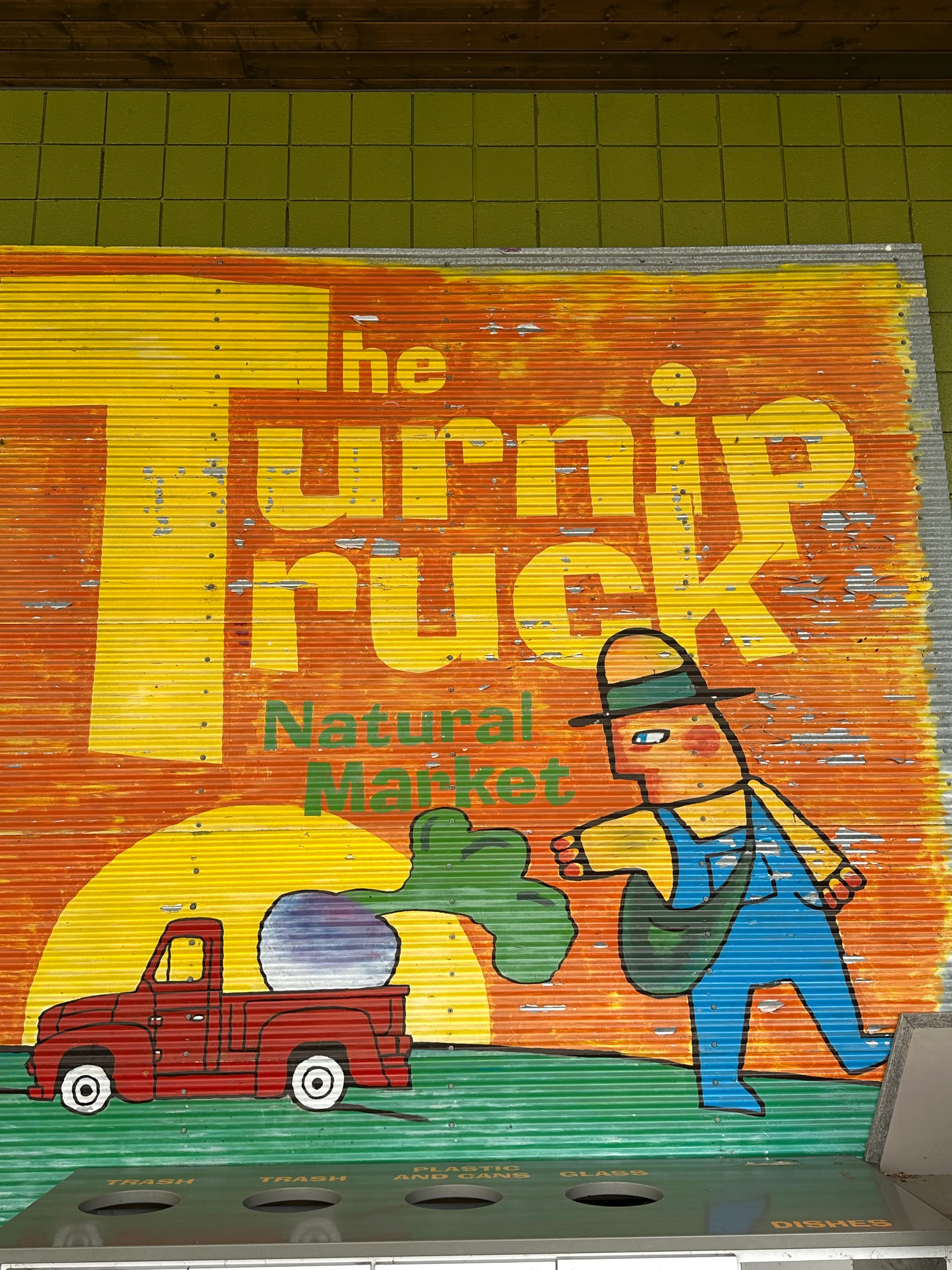 The Turnip Truck natural market mural in East Nashville